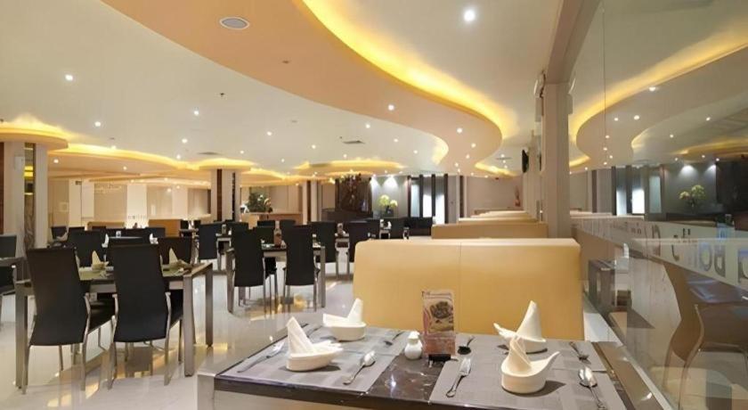 Aria Barito Hotel Банджармасин Экстерьер фото